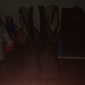 Cowgirl boots size 6 gray and black brand Tony Lama El paso Texas